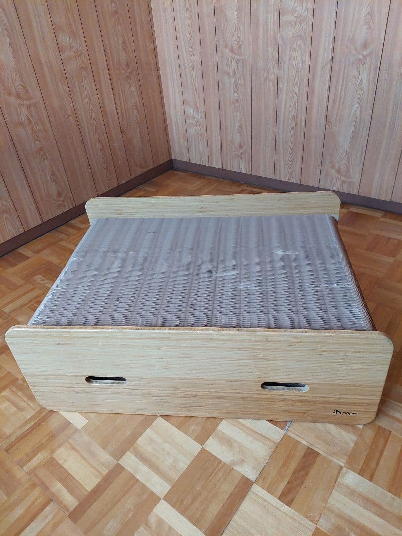 in paper 折り畳み アコーディオン ペーパーベッド フレームのみ