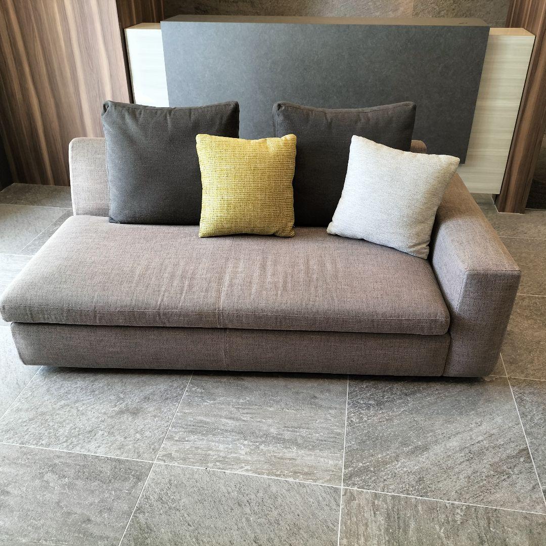 【値下げ中】arflex SONA ソファ クッション4個付 日焼けあり 展示品