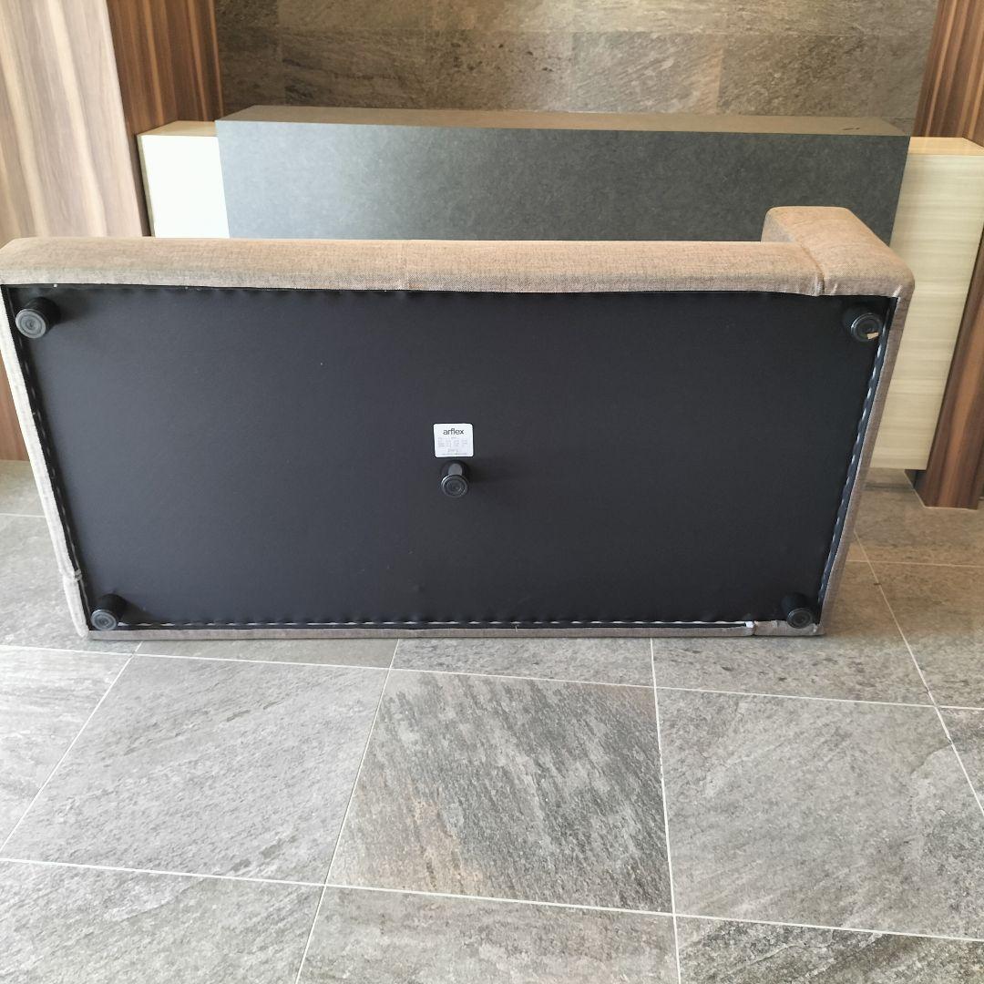 【値下げ中】arflex SONA ソファ クッション4個付 日焼けあり 展示品