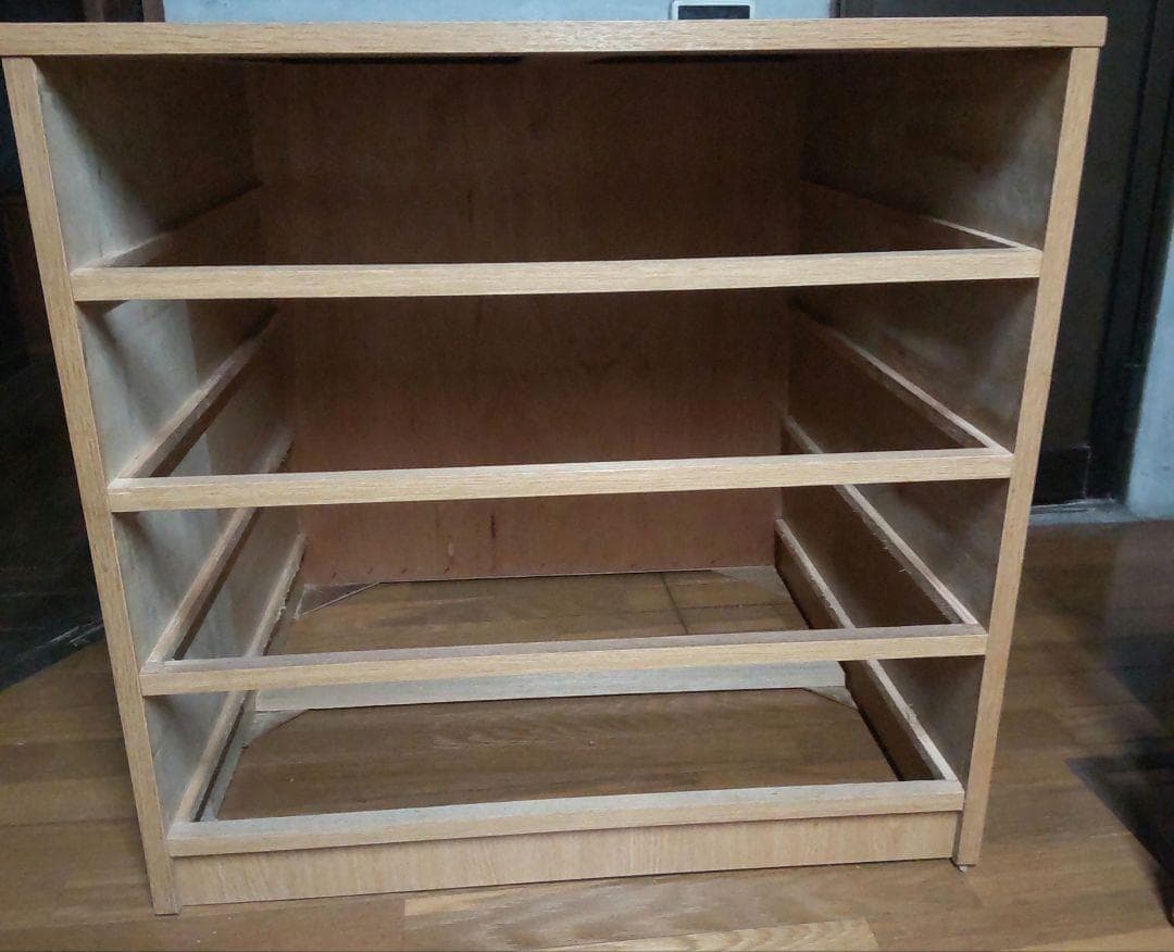 【中古】木製チェスト 4段　上部2段は前後に引き出し　押入れ有効活用