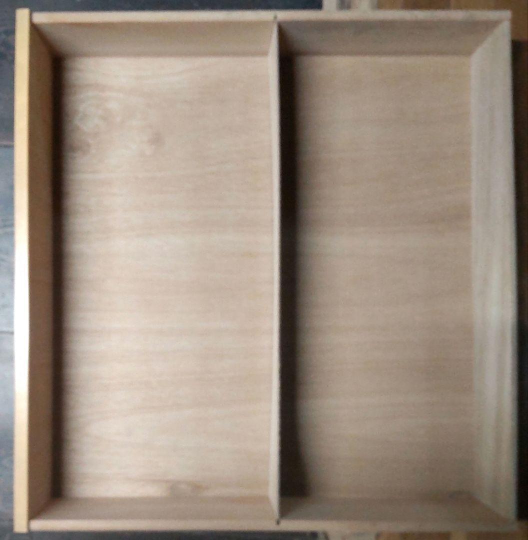 【中古】木製チェスト 4段　上部2段は前後に引き出し　押入れ有効活用