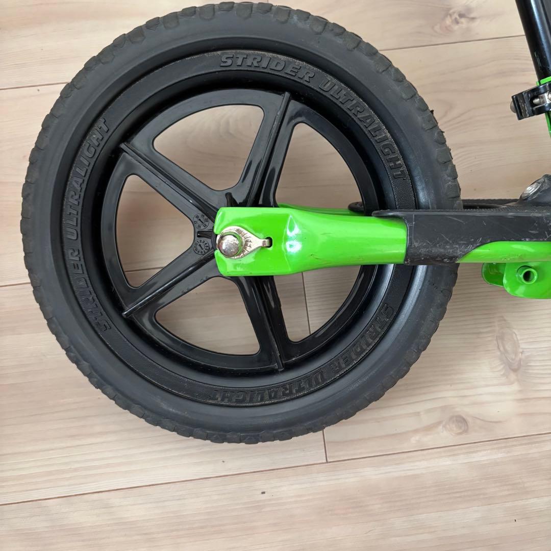 STRIDER バランスバイク グリーン　スポーツ