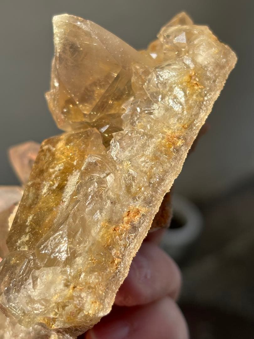 ゴールドルチルクォーツ　クラスター　346g ライトスモーキー　全体ルチルあり