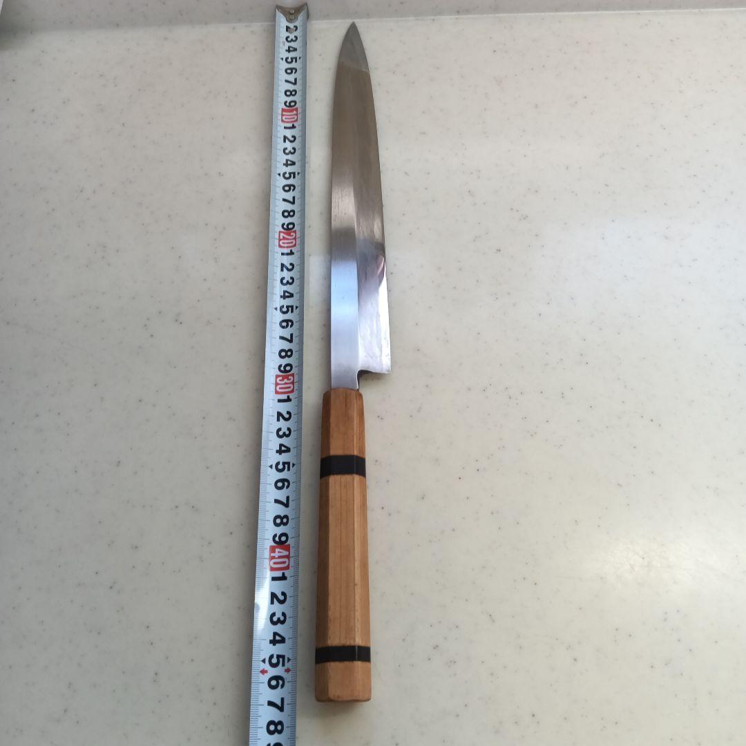 刃渡り約29cmの柳刃包丁