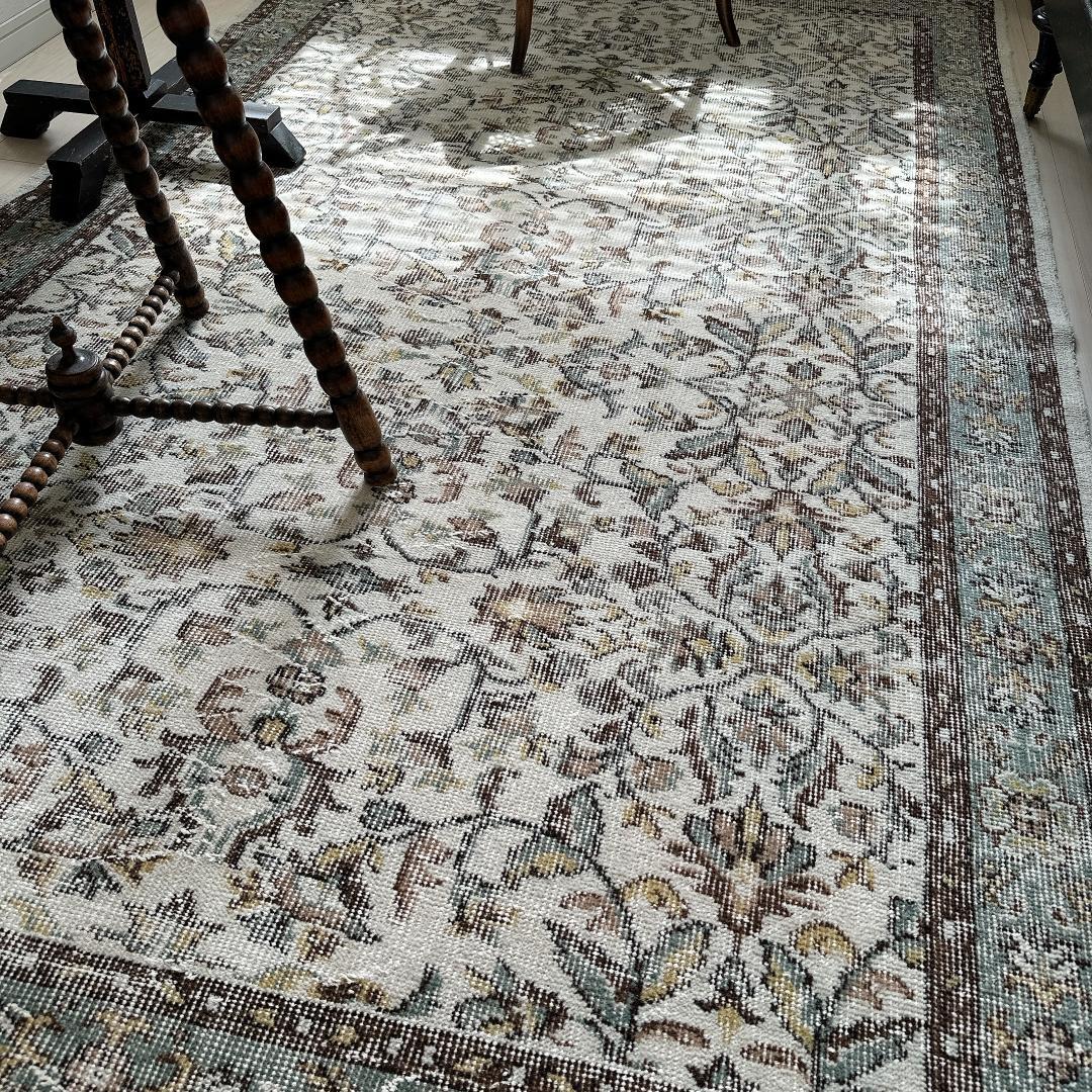 トルコヴィンテージラグ A52 大判 クリーム ベージュ セージグリーン