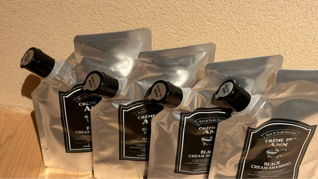 CREME DE ANN BLACK CREAM SHAMPOO300g×4本