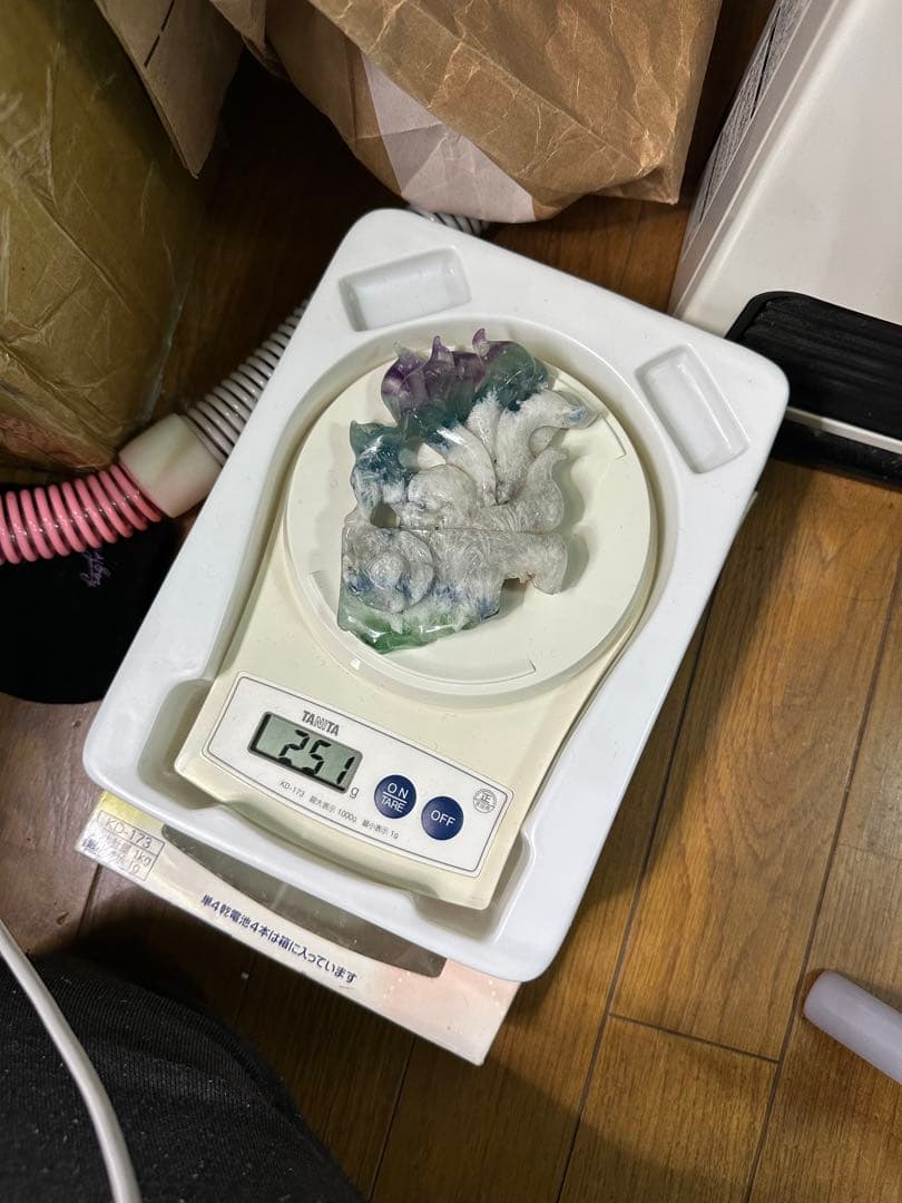 エンジェルフローライト九尾　置物　台座つき