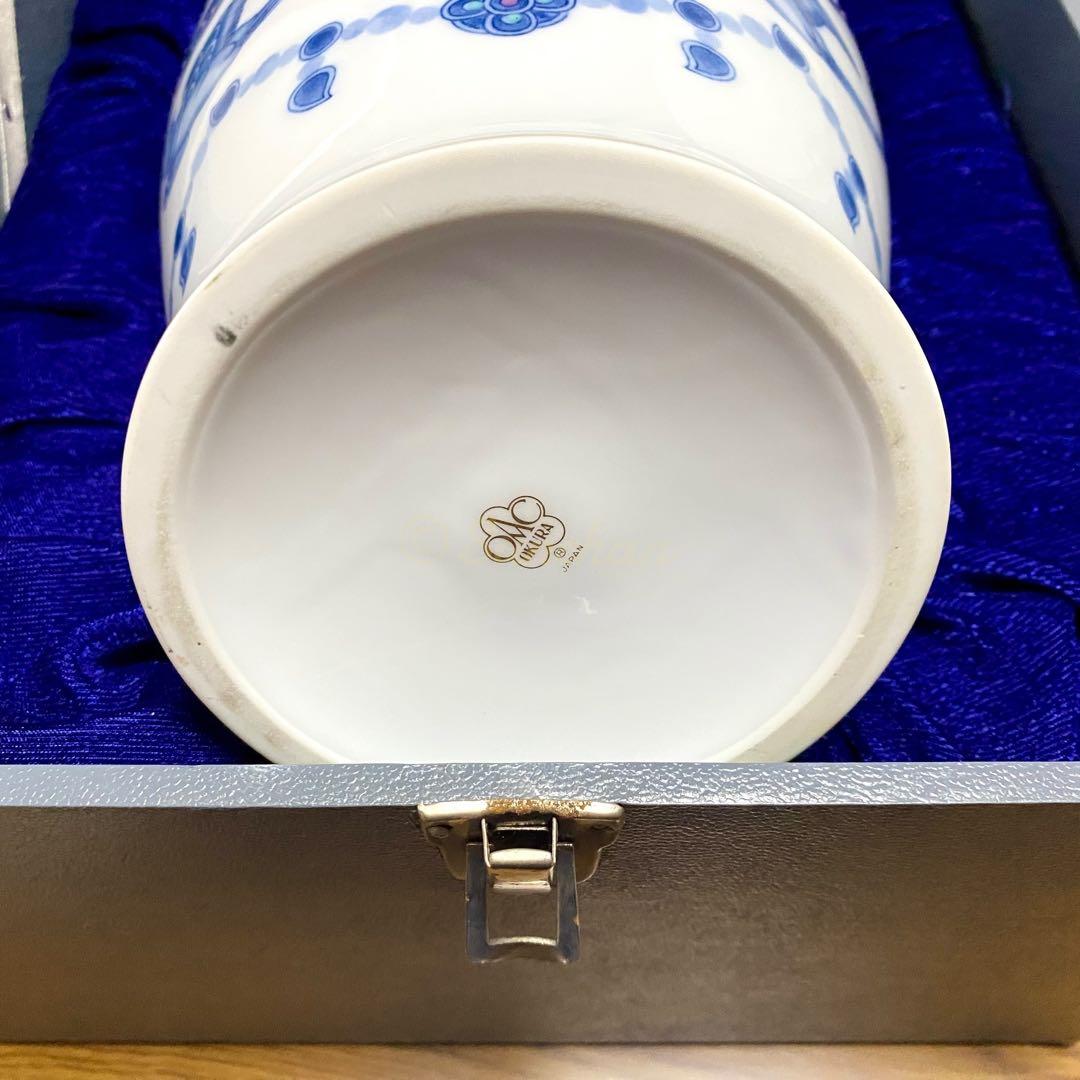 【美品】 大倉陶園 OKURA 瑞鳥文花瓶 呉須更紗鳥絵 専用箱・商品タグ付き