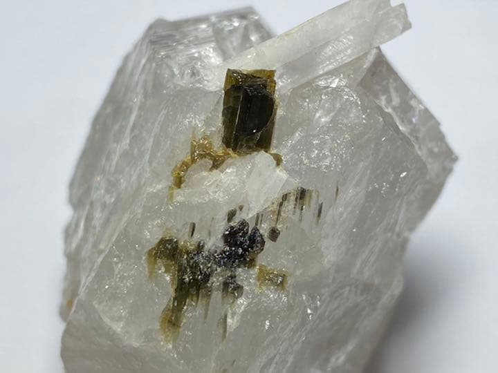 トルマリン　オン　クォーツ　100g