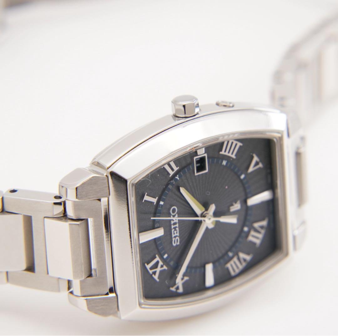 【極美品】SEIKO セイコー 腕時計 チタン 電波ソーラー 防水 ウォッチ