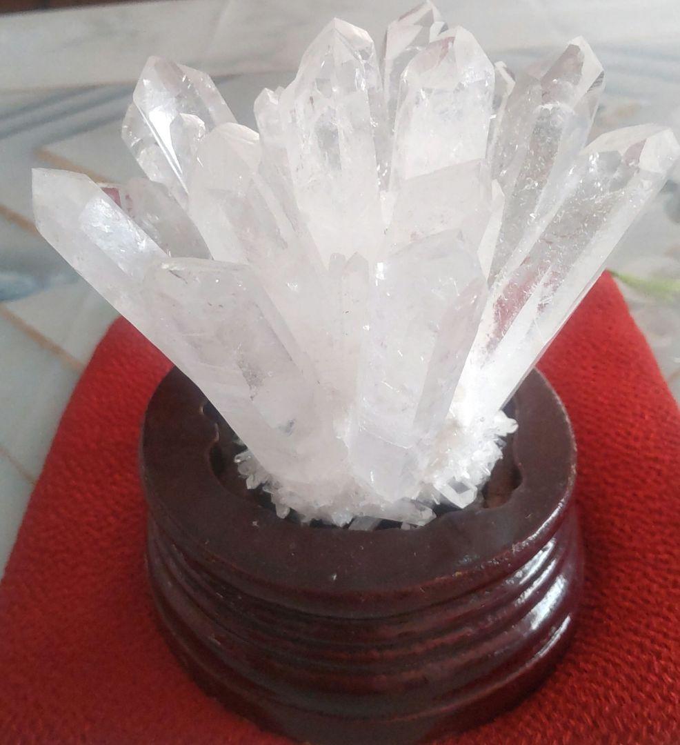 メロン 水晶クリスタルクラスター 木製台座付き