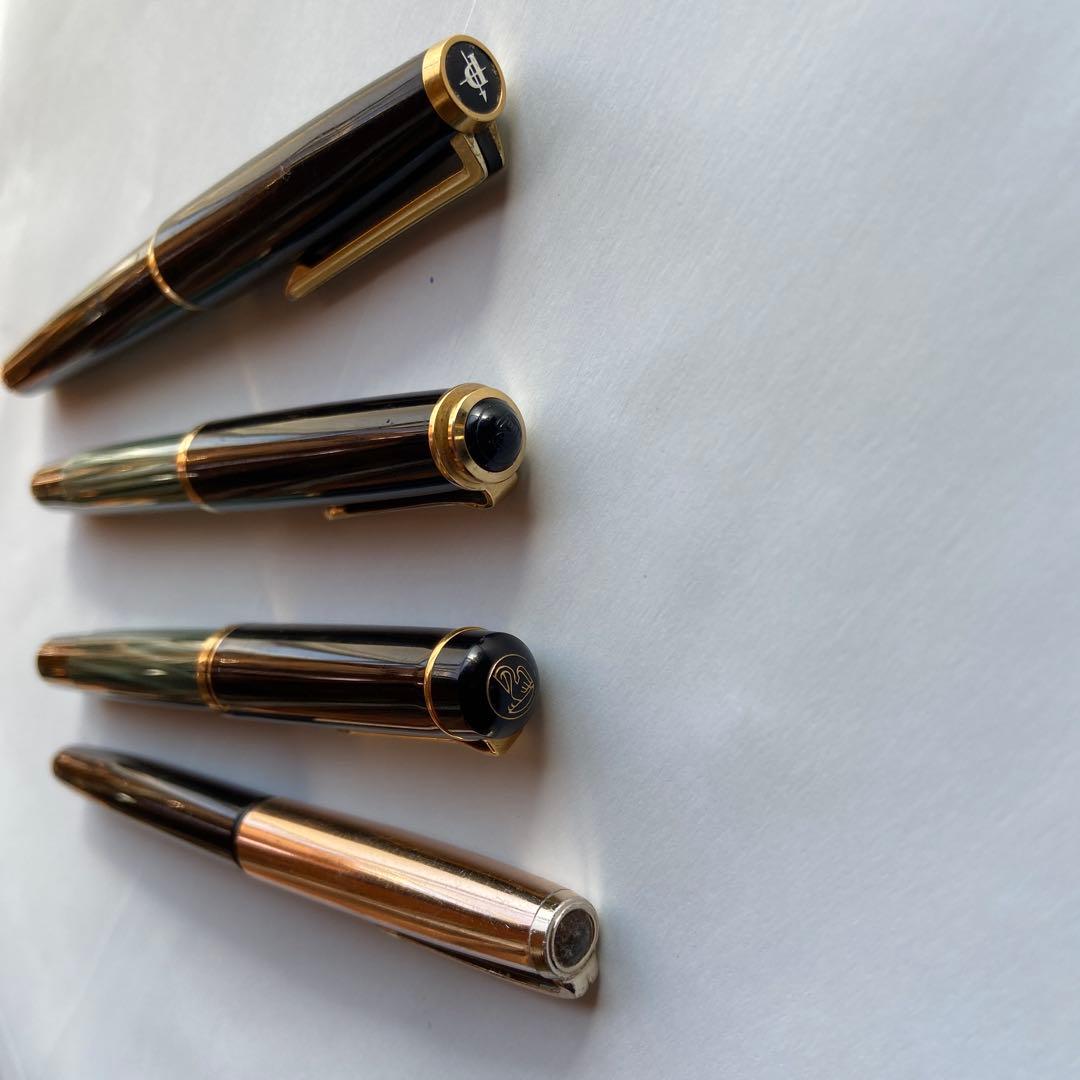 万年筆 4本セット 黒と金のコンビネーション　ペリカン万年筆　太字