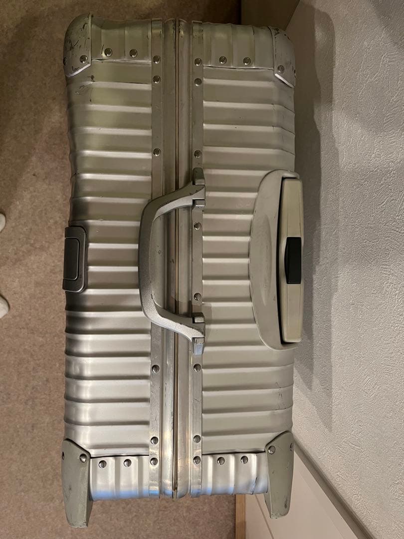 リモワ TOPAS ジュラルミン製104L スーツケース