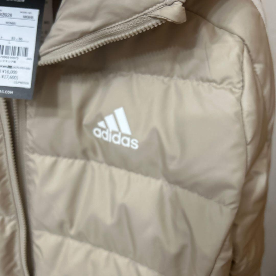 adidasダウン＆フェザー腰丈ベージュM〜L定価17.000円30分着用のみ
