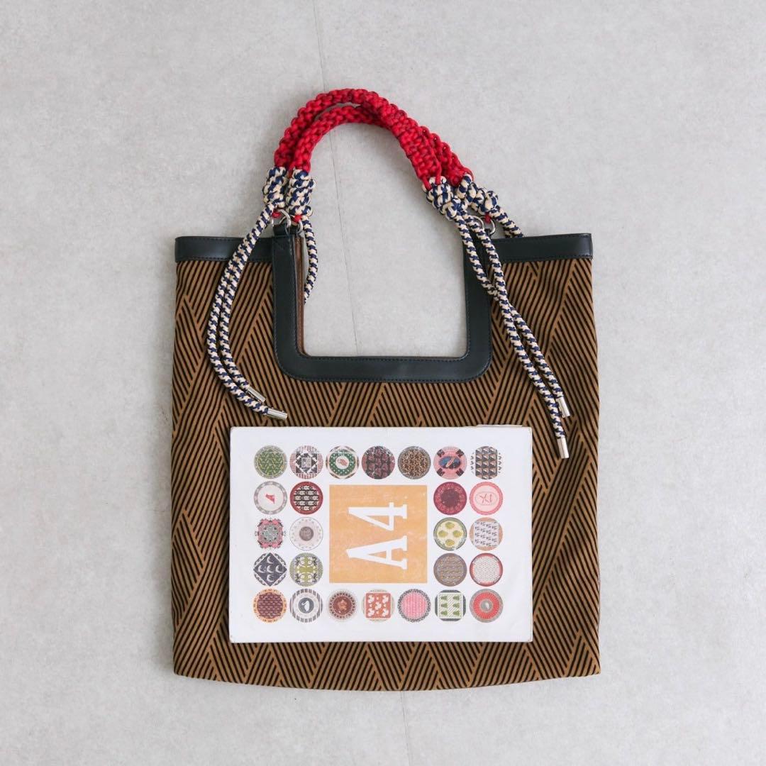 earPAPILLONNER トートバッグ