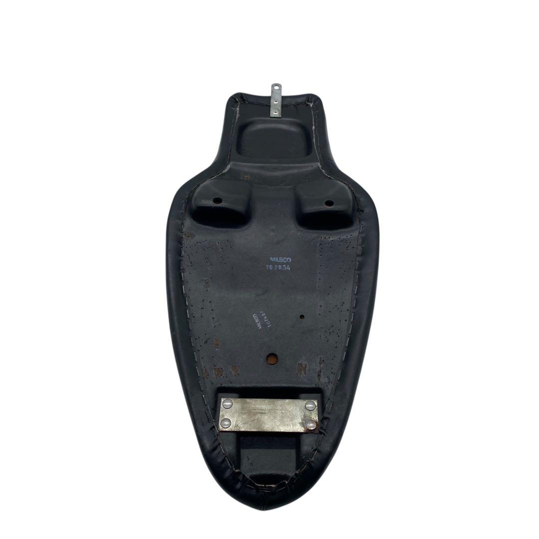 スポーツスター(1982〜2003年)専用　ダブルシート(バーチカル)