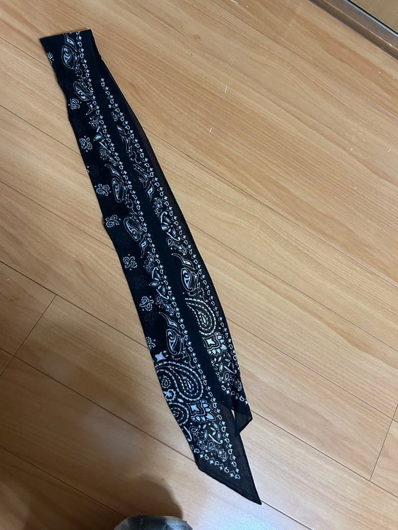 正規品本物 SAINT LAURENT サンローラン バンダナ スカーフ 黒
