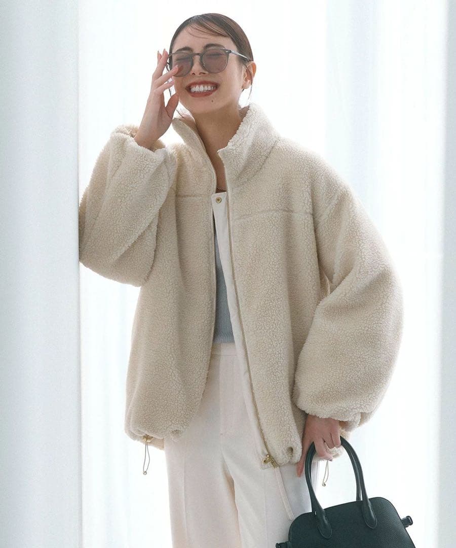 【TAION×UNFILO】リバーシブルボアダウン　クリーム　M