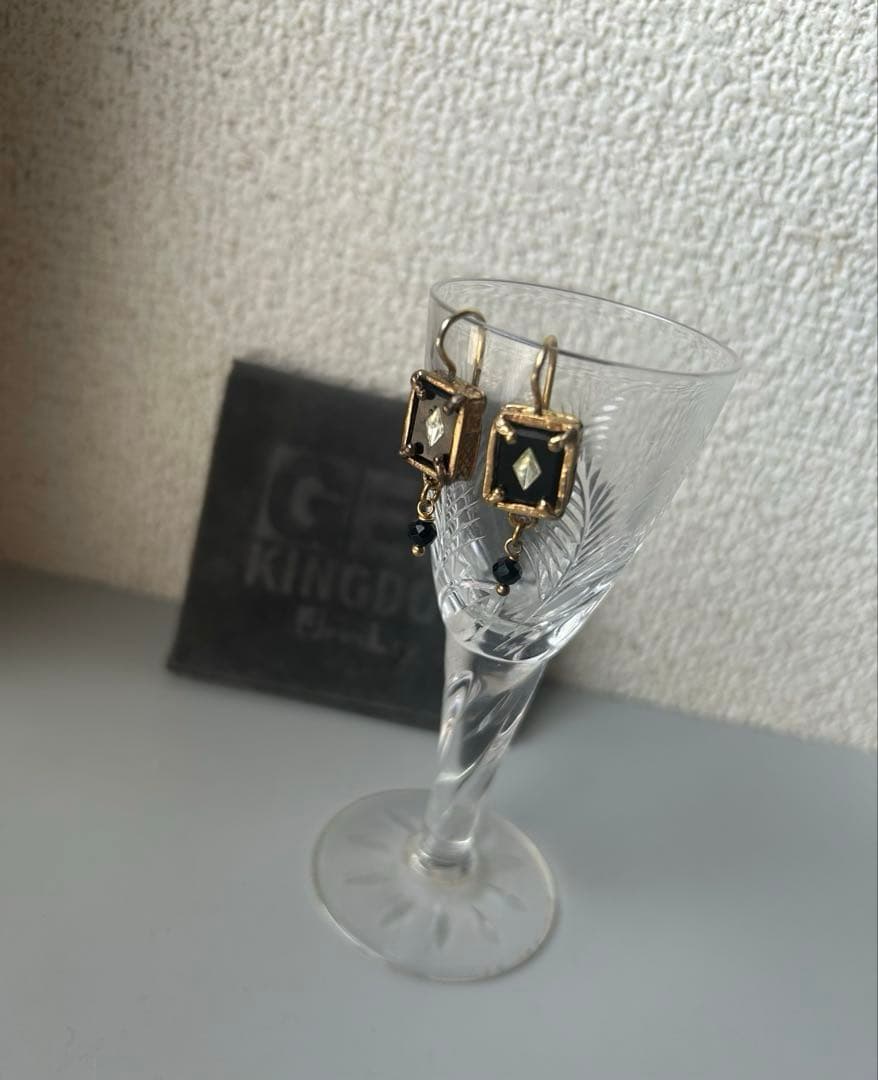 ⬜︎⬜︎GEM KINGDOM⬜︎⬜︎ゴールド ブラック ピアス
