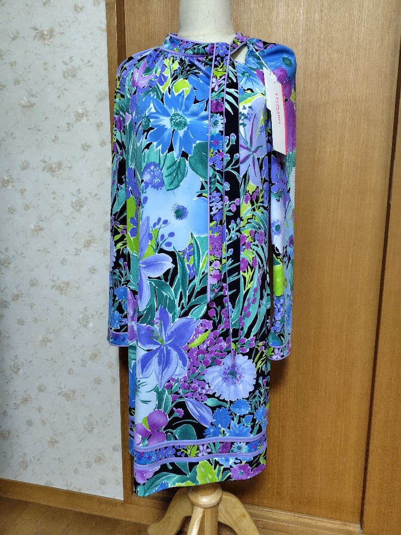 hanaさま専用★新品タグ付　LEONARD レオナール　2024年 ワンピース