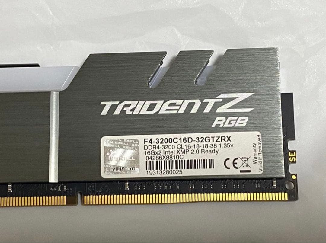 メモリー G.SKILL TRIDENT Z RGB 32GB DDR4 3200MHz