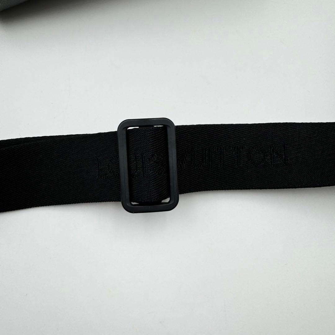 LOUIS VUITTON タイガ　メッセンジャーバッグ　ブラック　レザー