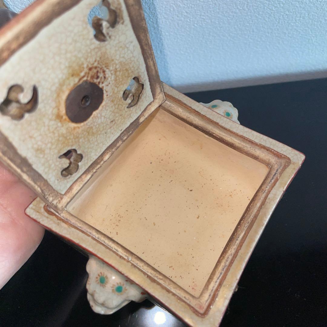 骨董品コレクション　九谷焼　時代物　香炉　蓮花模様獅子飾り