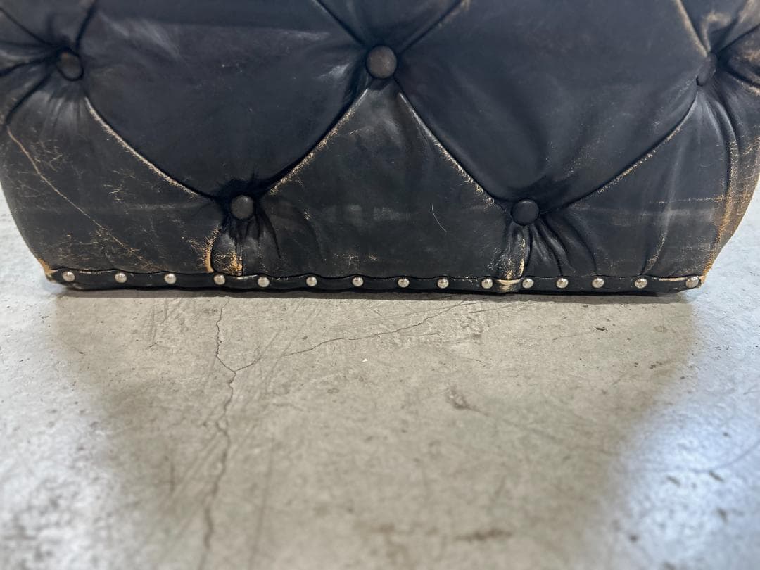 ハロ　HALO｜オットマン　LORD DIGSBY LARGE OTTOMAN