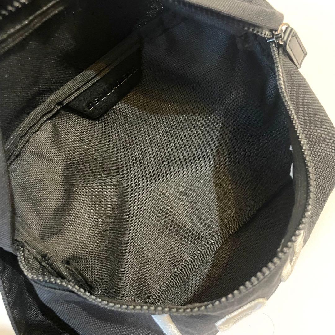 美品✨ DSQUARED2 ディースクエアード アイコン ボディバッグ ブラック