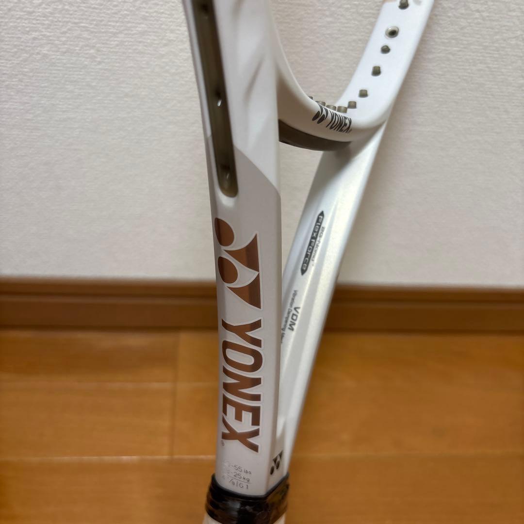 【新品未使用】YONEX VCORE100L グリップ1