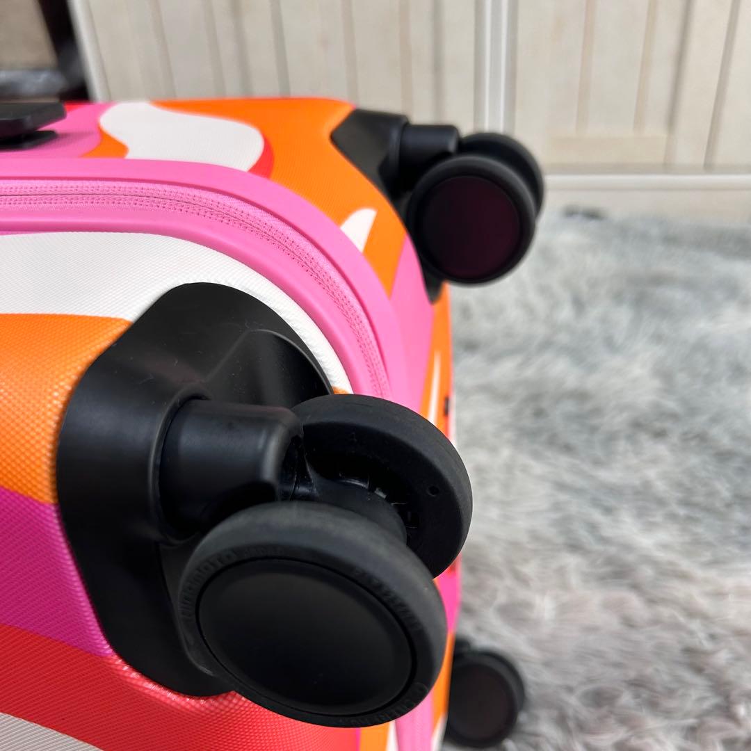 m6483【新品 コラボ商品 ハーシェル ジェイド】希少 キャリーケース