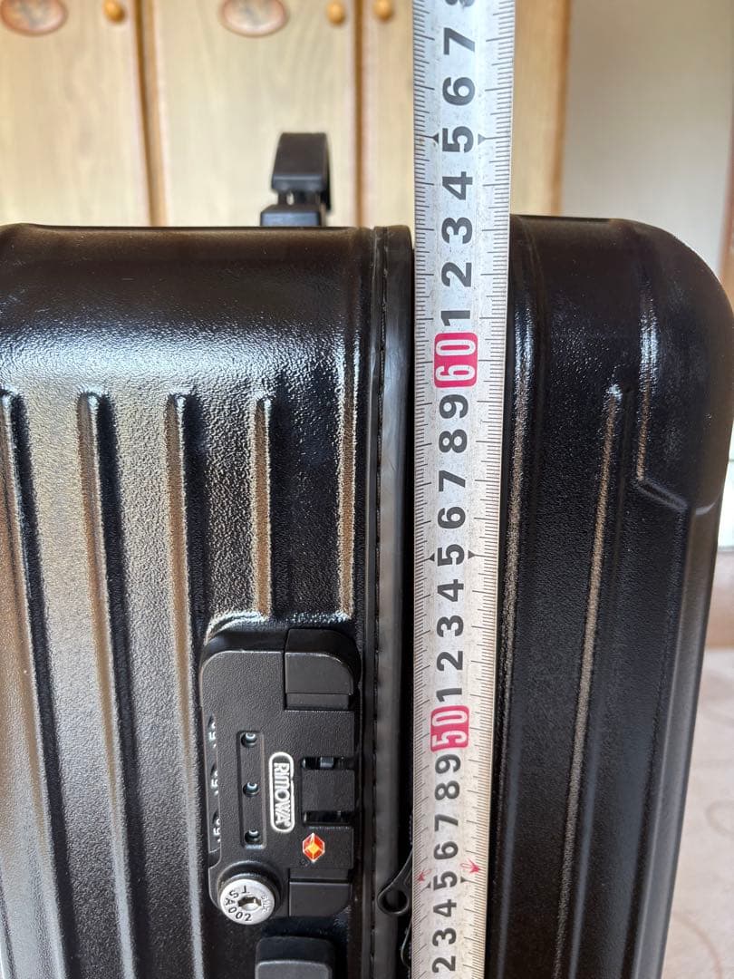 りょうページ　RIMOWA 大型ブラックキャリーケース TSAロック付き