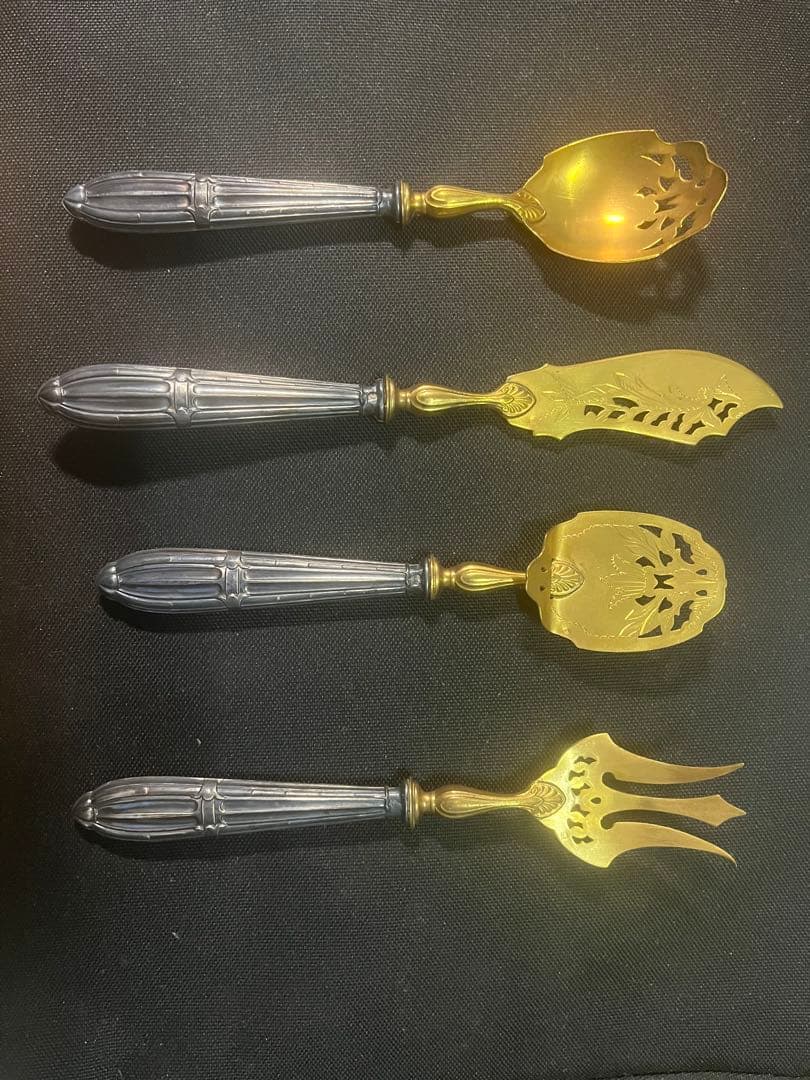 フランスアンティーク　銀無垢金彩デザート用カラトリー　4本