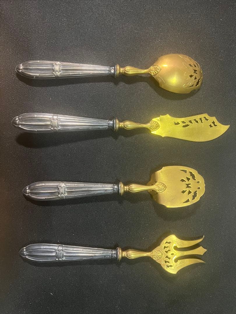 フランスアンティーク　銀無垢金彩デザート用カラトリー　4本