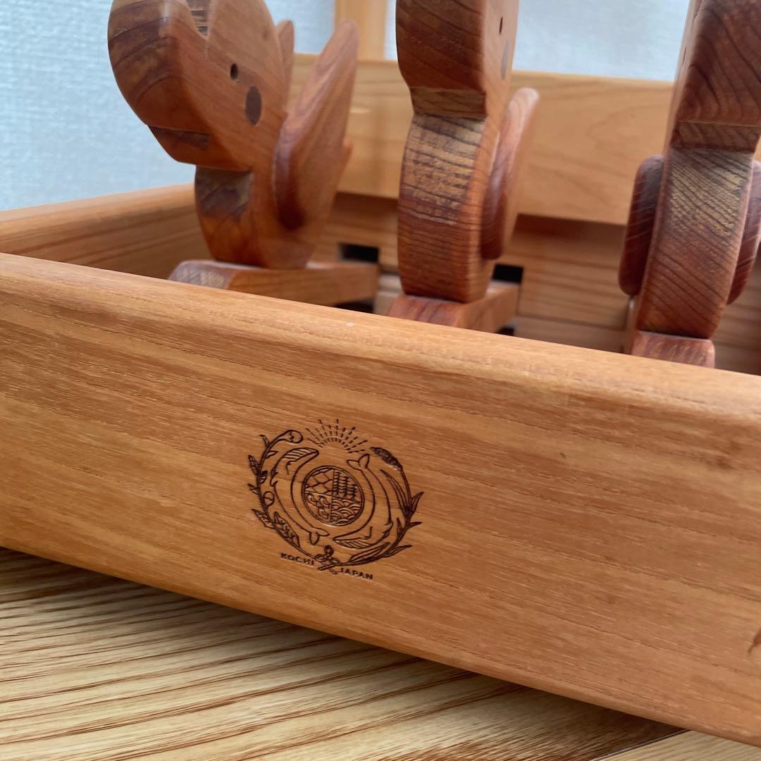 【皇室ご愛用】【匿名配送】KOCHI JAPAN　木製手押し車