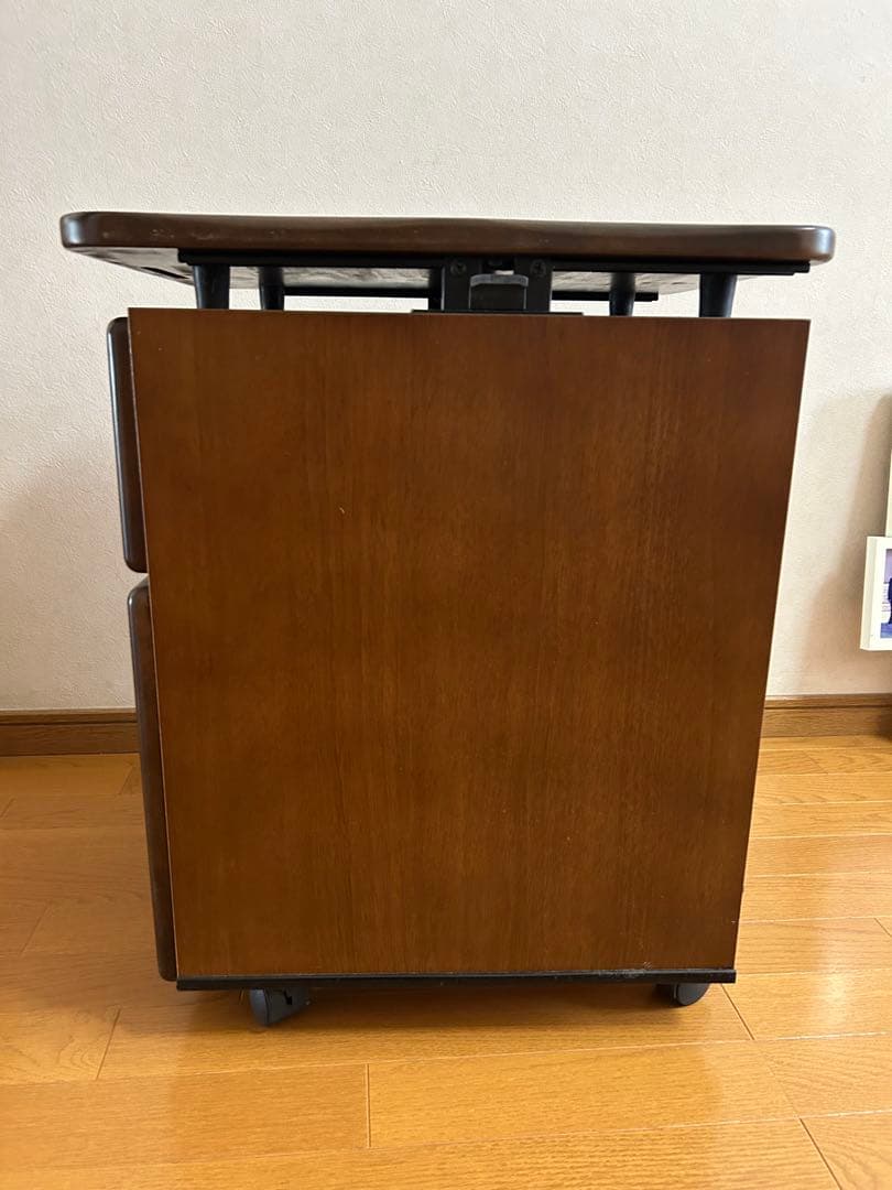 カリモク　学習机3点セット【机】