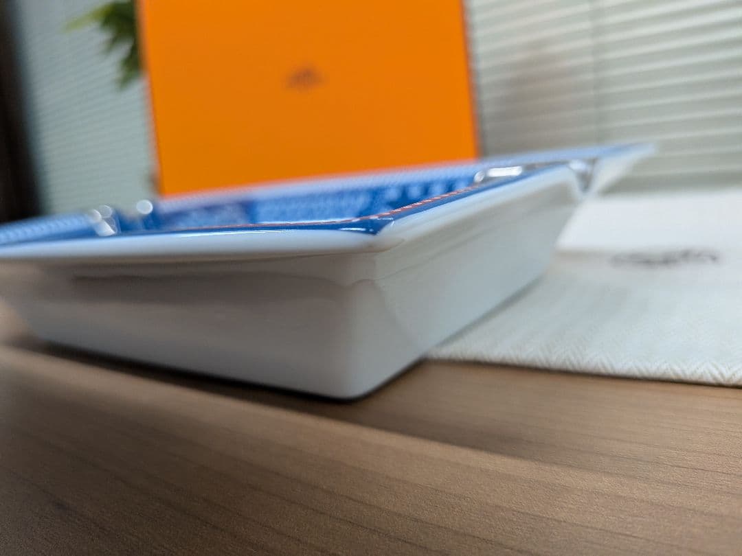 HERMES カレ55 ECURIES PARISIENNES パリの厩舎 灰皿