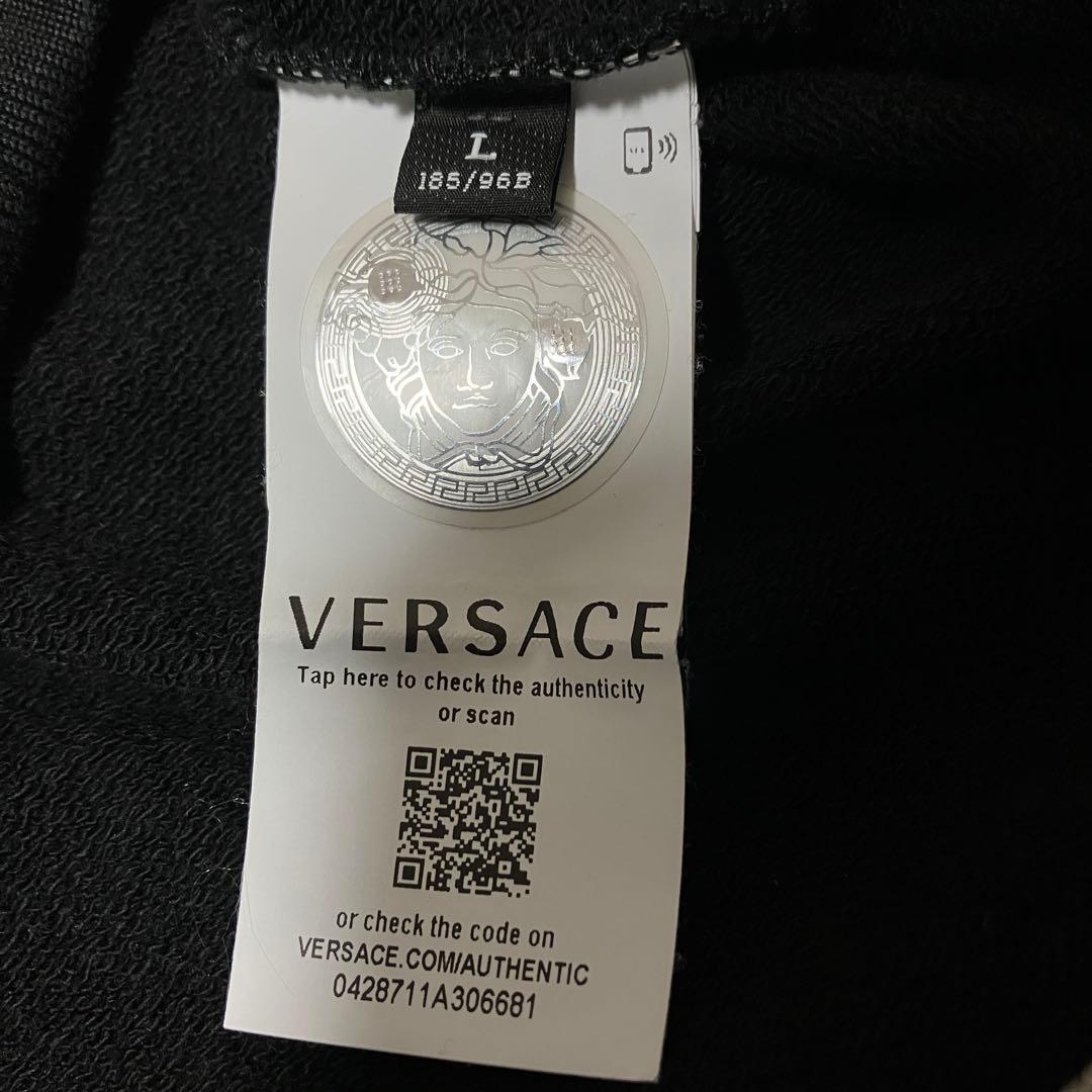 VERSACE　メデューサプリント　パーカー　ブラック　Lサイズ