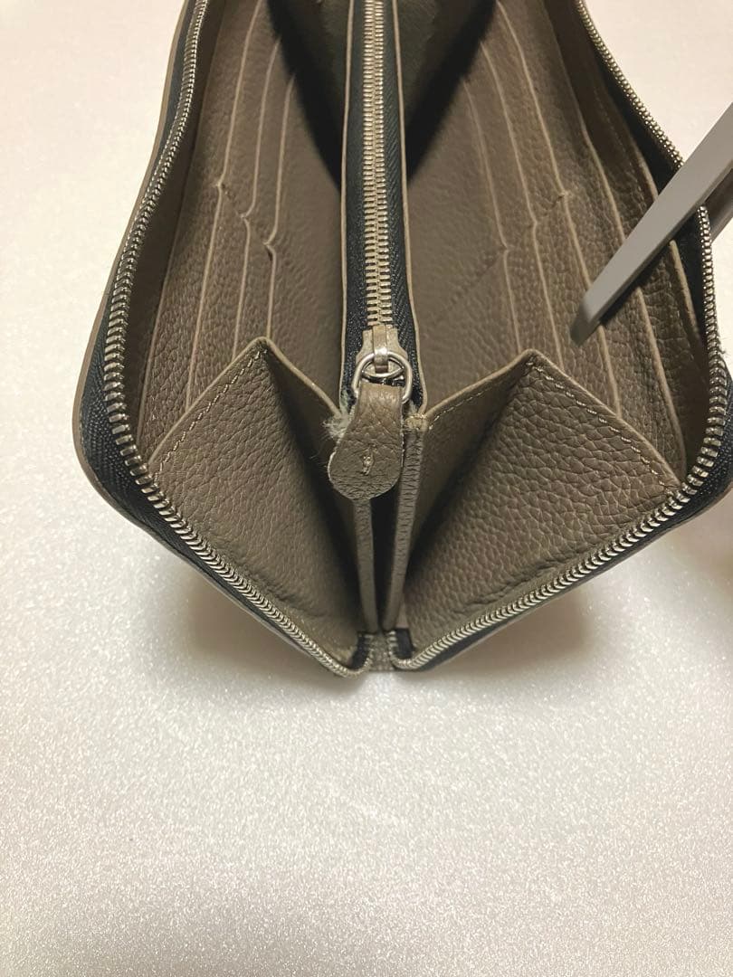 ARTS&CRAFTS ラウンドジップ　長財布