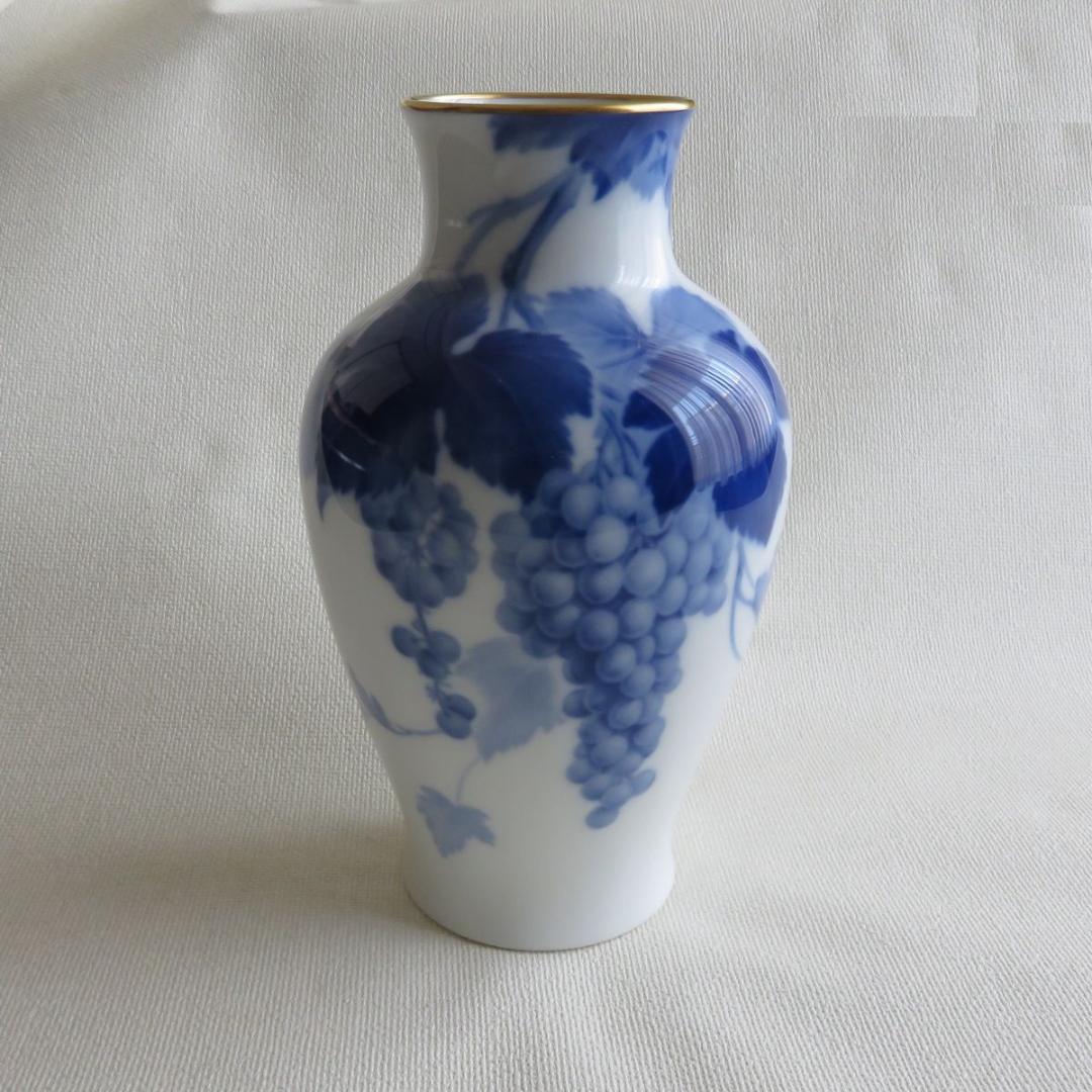 大倉陶園　葡萄紋　花瓶