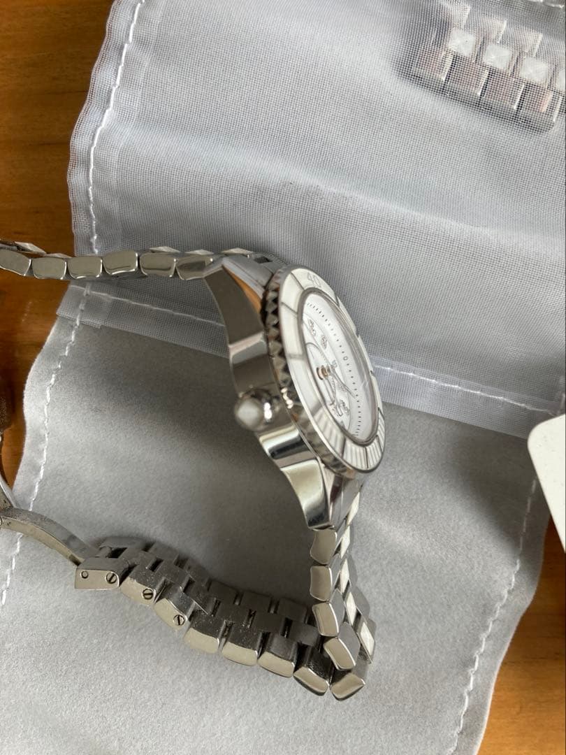 ディオール Dior CD112112 クリスタル ダイヤモンド クォーツ稼動品