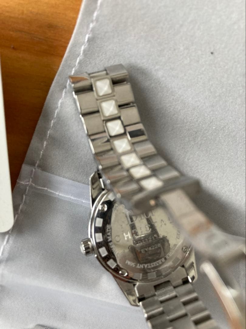 ディオール Dior CD112112 クリスタル ダイヤモンド クォーツ稼動品