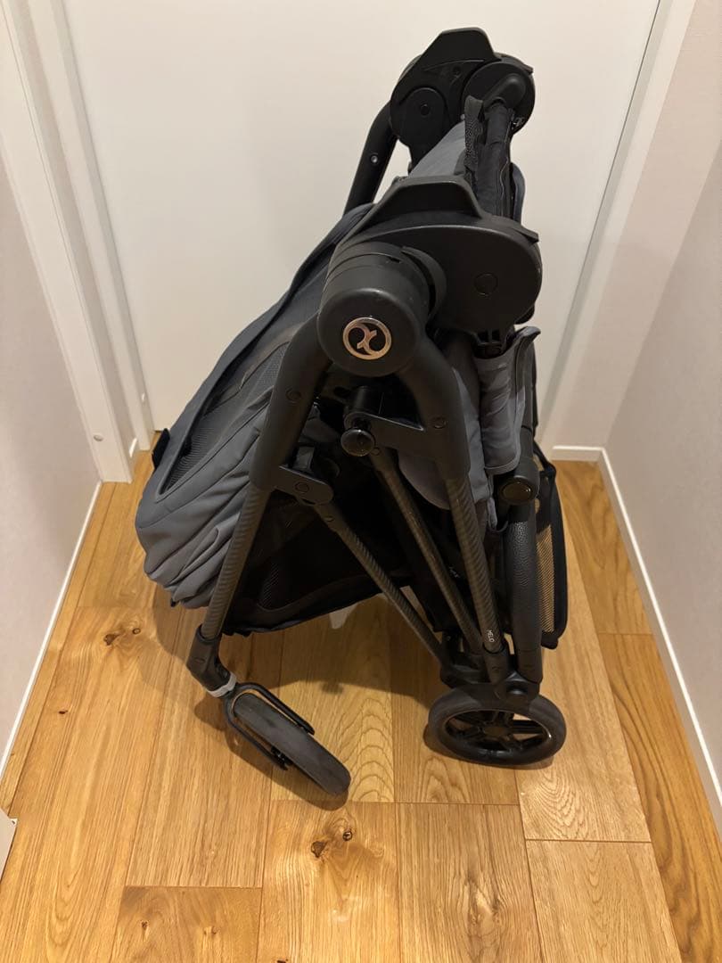 サイベックスベビーカーMELIO CARBON（メリオ カーボン)