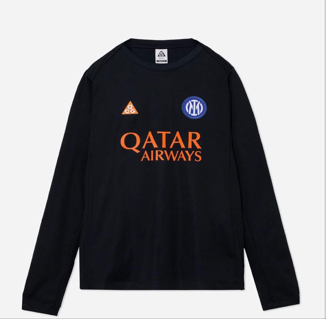 インテル 長袖シャツ ブラック　2026 ブラック長袖シャツ　NIKE ACG