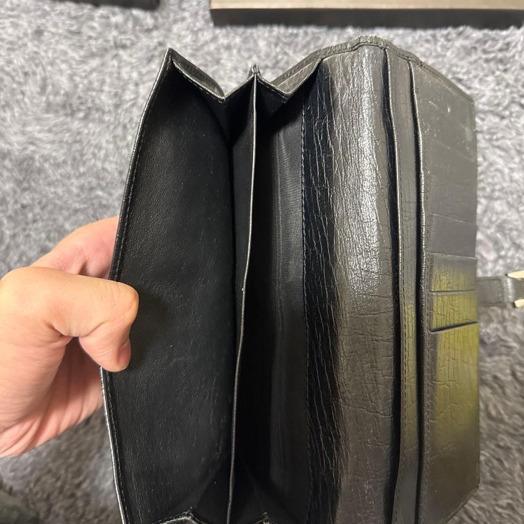 GUCCI ブラックレザー 長財布