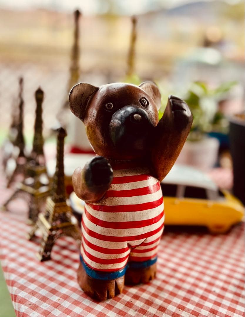 yurakota様ヴィンテージ木彫りのテディベアー愛らしくて可愛い。