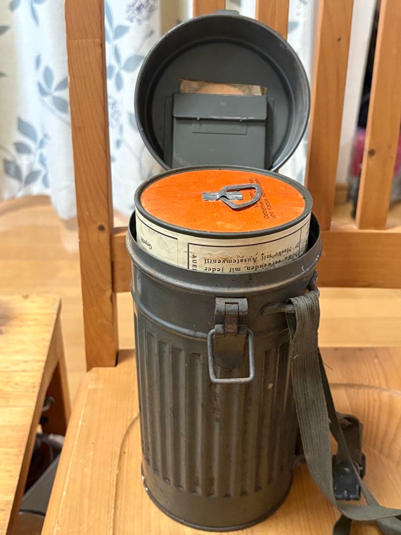 個人装備 ww2 Deutsche Gasmaske Old New