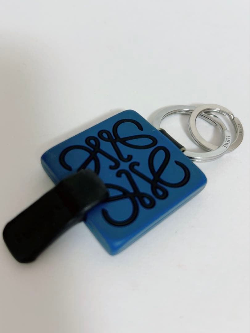 ロエベ　LOEWE キーホルダー　キーリング　ブルー　ラバー　男女兼用