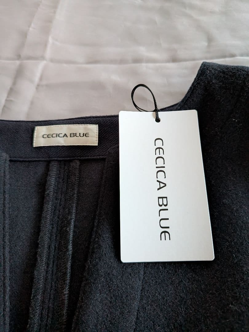 新品タグ付き！セシカブルー　ジャンパースカート 濃紺38