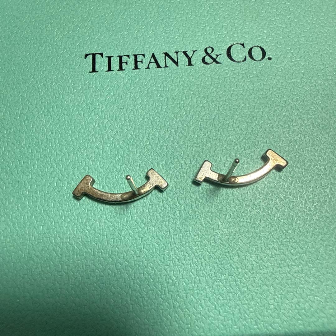 ティファニー　Tスマイルピアス　シルバー925